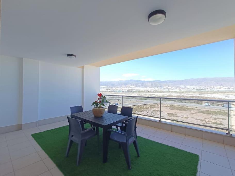Mar Y Sal 12 Suites, Gran Terraza Con Vistas Al Mar, 2 Hab, Garaje Y Piscina Roquetas de Mar Eksteriør bilde