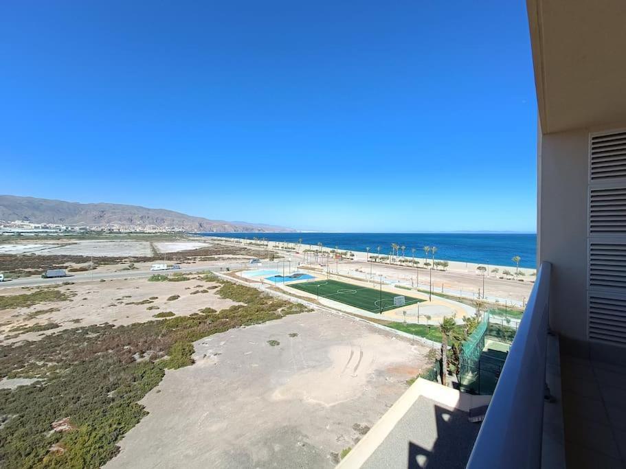 Mar Y Sal 12 Suites, Gran Terraza Con Vistas Al Mar, 2 Hab, Garaje Y Piscina Roquetas de Mar Eksteriør bilde