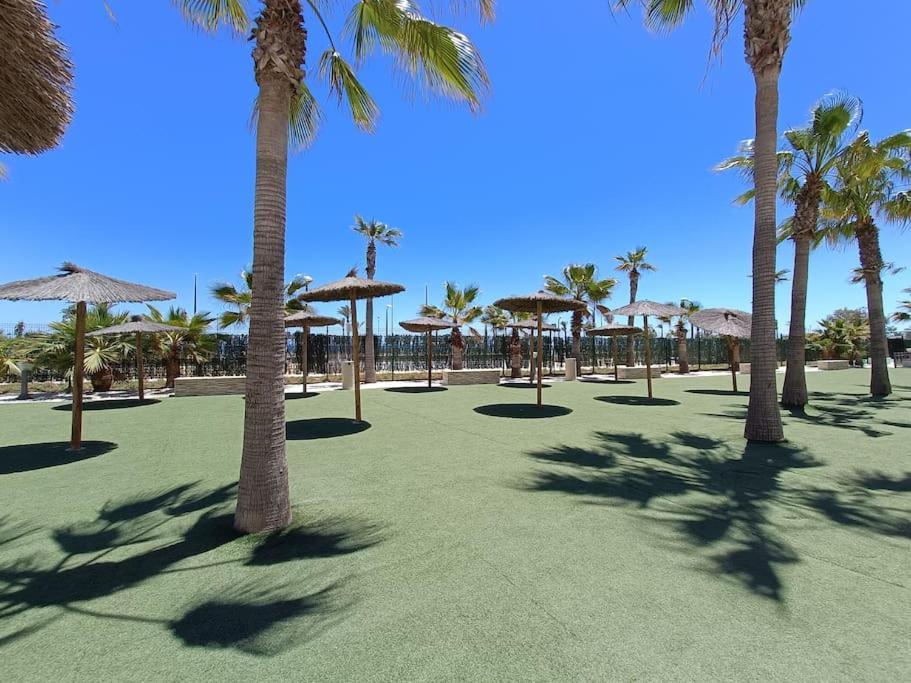 Mar Y Sal 12 Suites, Gran Terraza Con Vistas Al Mar, 2 Hab, Garaje Y Piscina Roquetas de Mar Eksteriør bilde